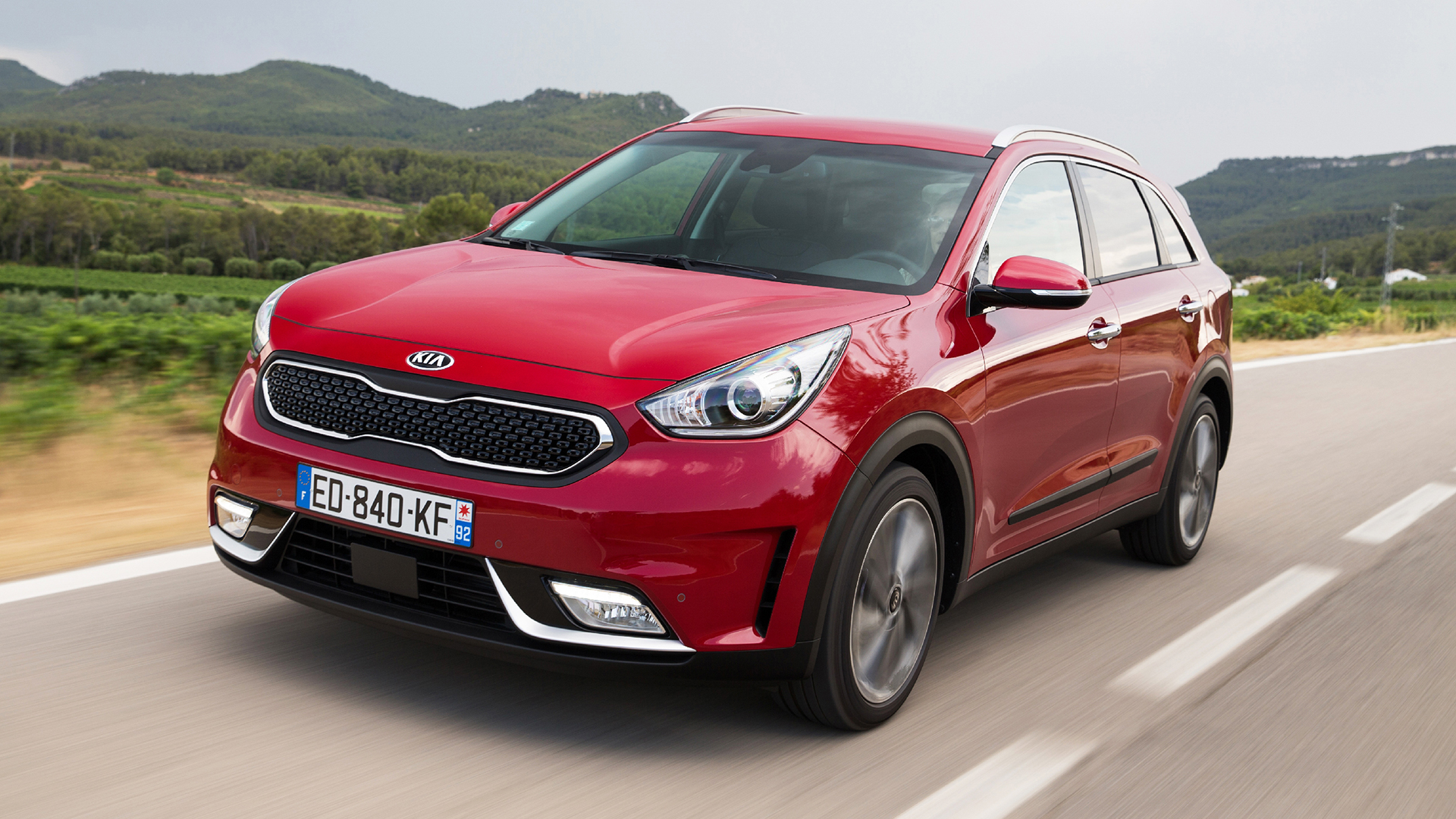 Kia niro hybrid sale crossover